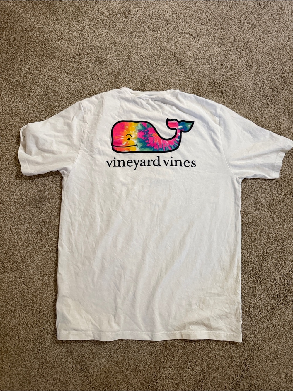 Vineyard Vines White Tee with Neon Tie-Dye Whale XL (18)